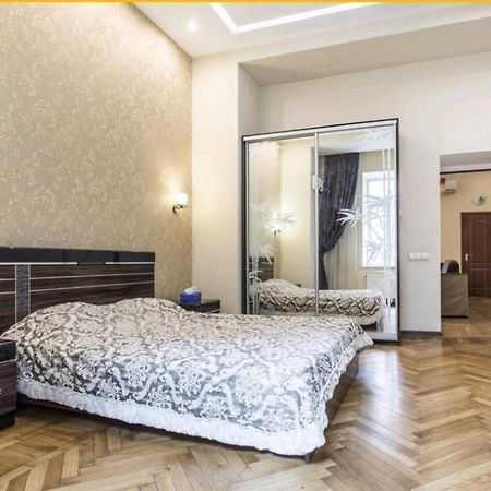Apartmens Near Opera House Διαμέρισμα Οδησσός Εξωτερικό φωτογραφία