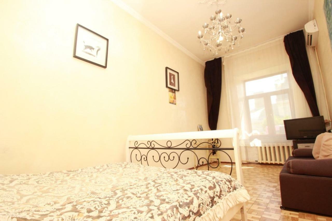Apartmens Near Opera House Διαμέρισμα Οδησσός Δωμάτιο φωτογραφία